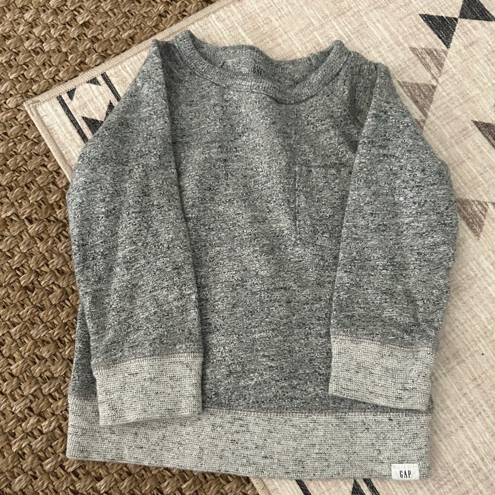 Soft pullover shirt. Size 2T